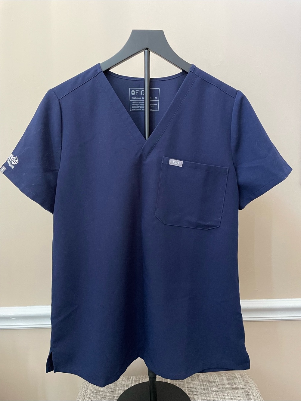 FIGS Navy V-Neck Scrub Top
